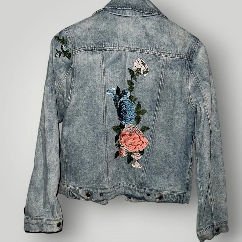 Azalea Floral Embroidered Denim Jacket - Picture 3 of 4